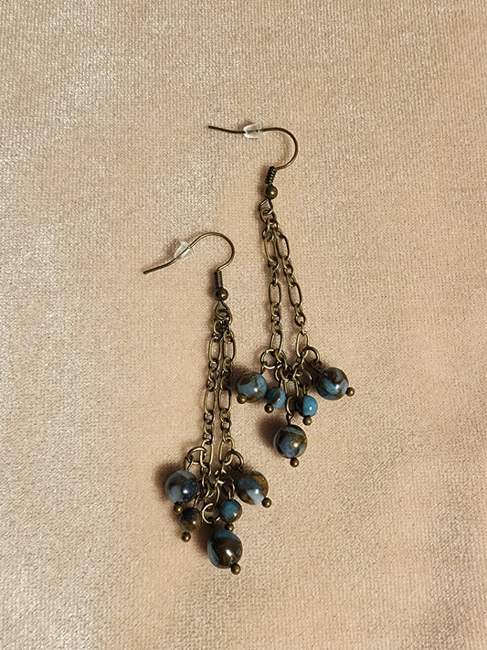 Dangle earrings