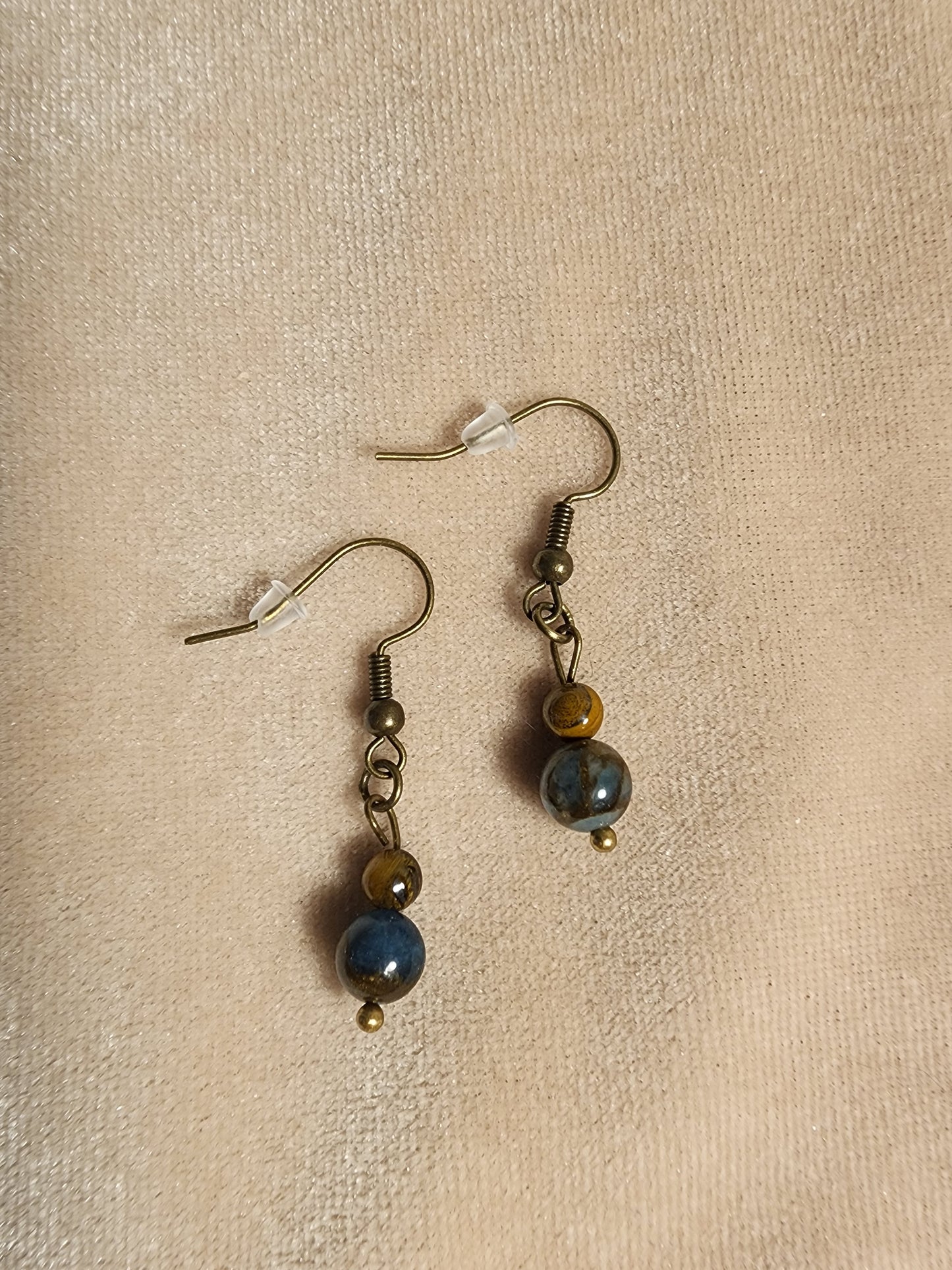 Small dangle earrings